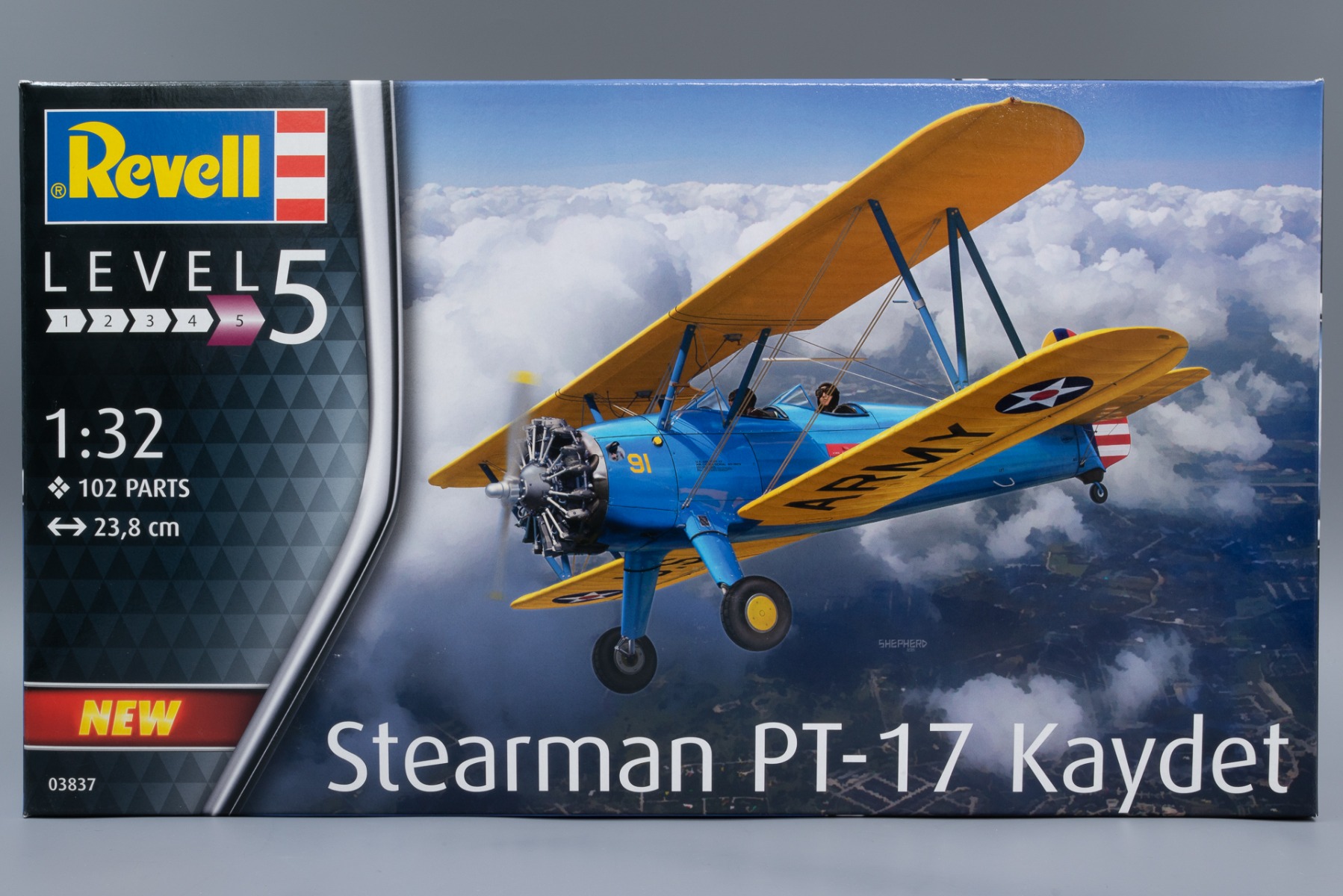 Revell RE03837 Stearman PT-17 Kaydet, model kit