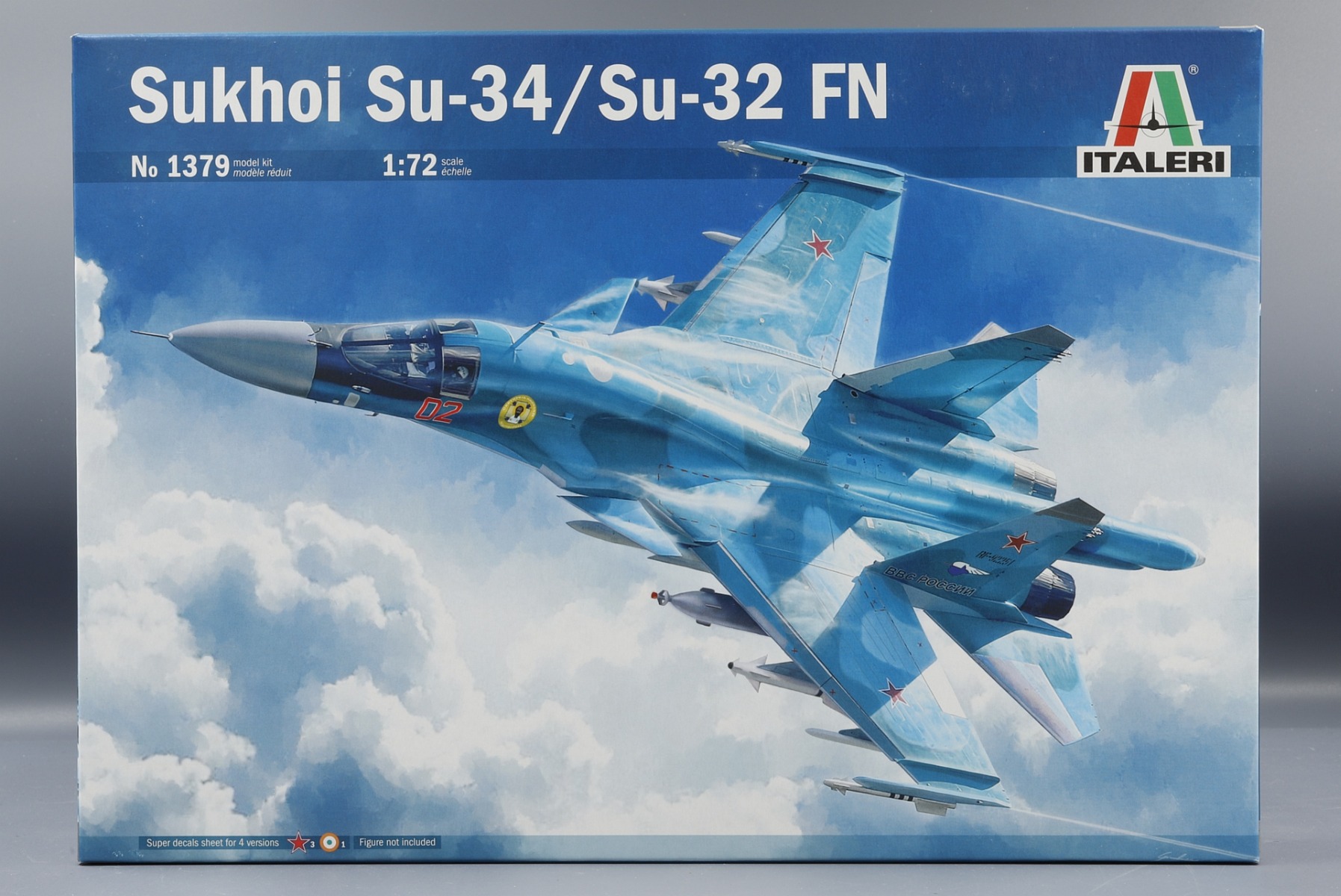 Italeri IT1379 Sukhoi Su-34/Su-32 FN “FULLBACK”, model kit