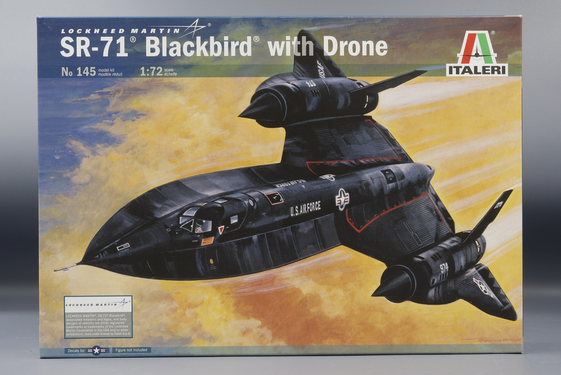 Italeri IT0145 Lockheed Martin SR-71 Blackbird with Drone, model kit