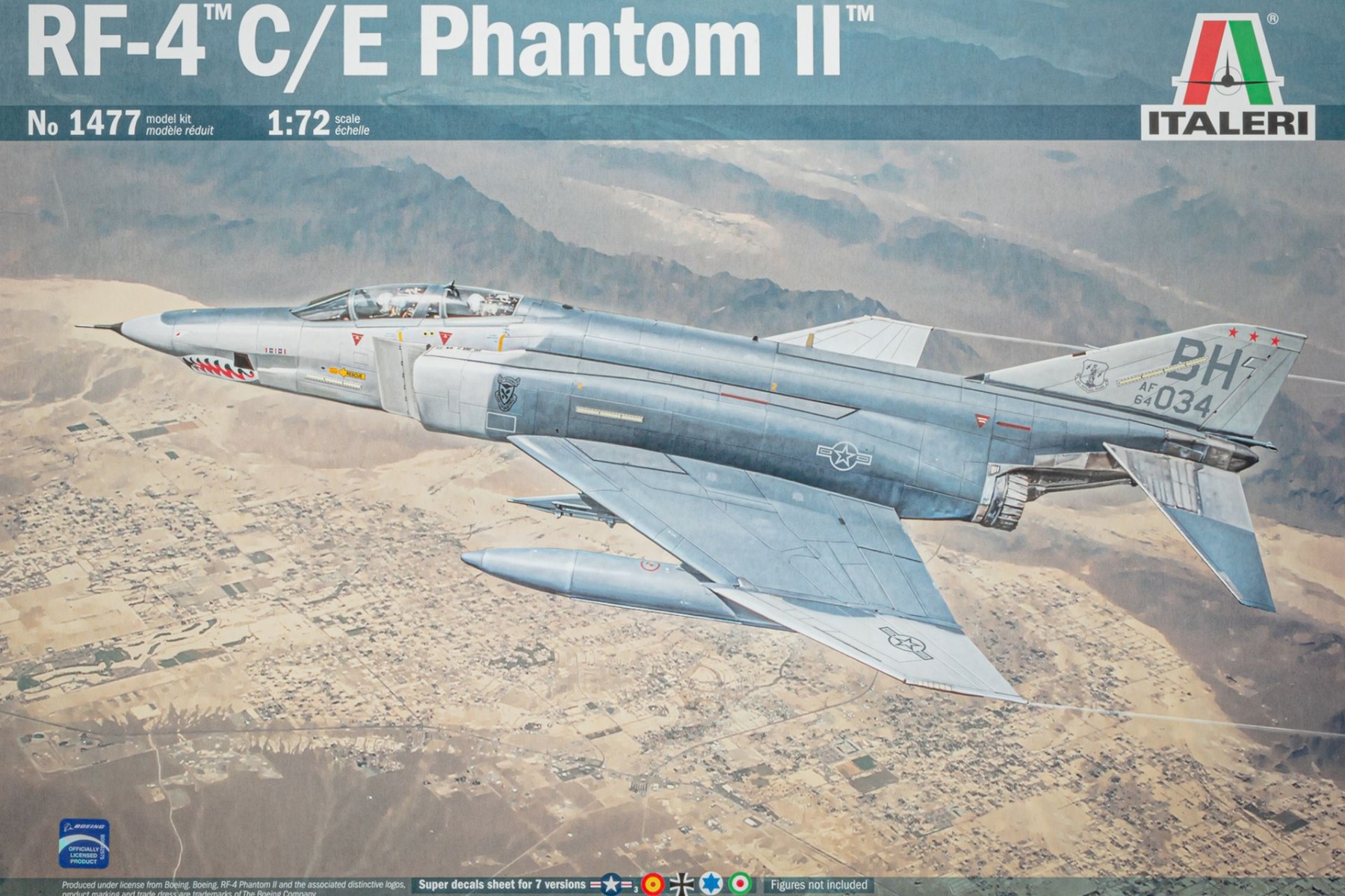 Italeri IT1477 McDonnell Douglas RF-4C/E Phantom II, model kit