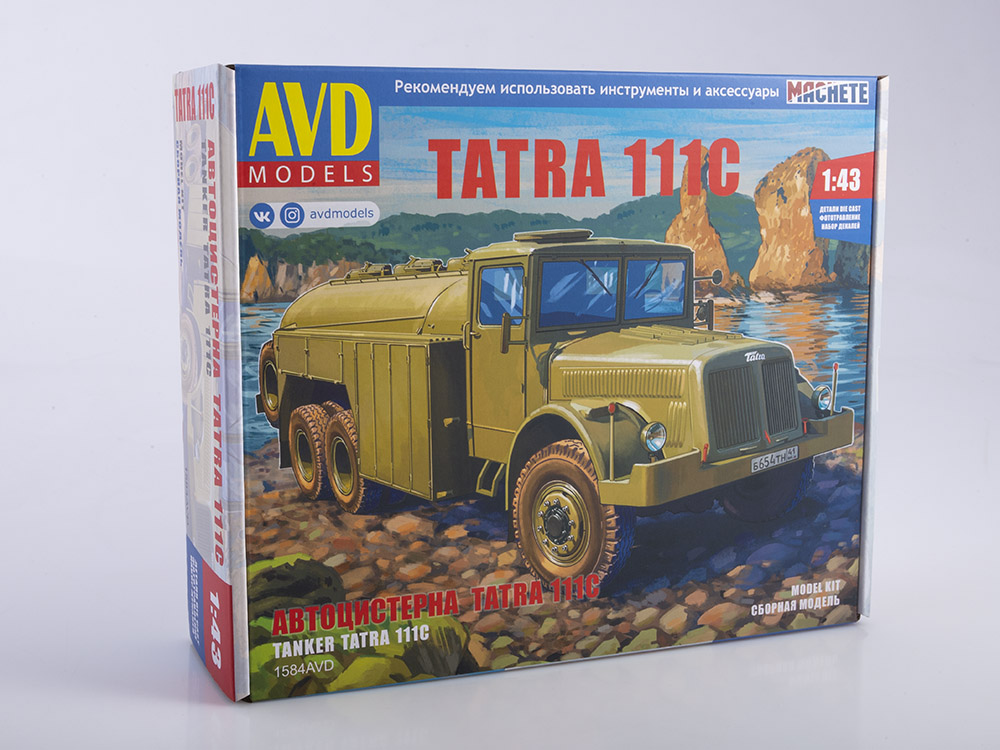 1584AVD Tatra 111C tanker truck, model kit