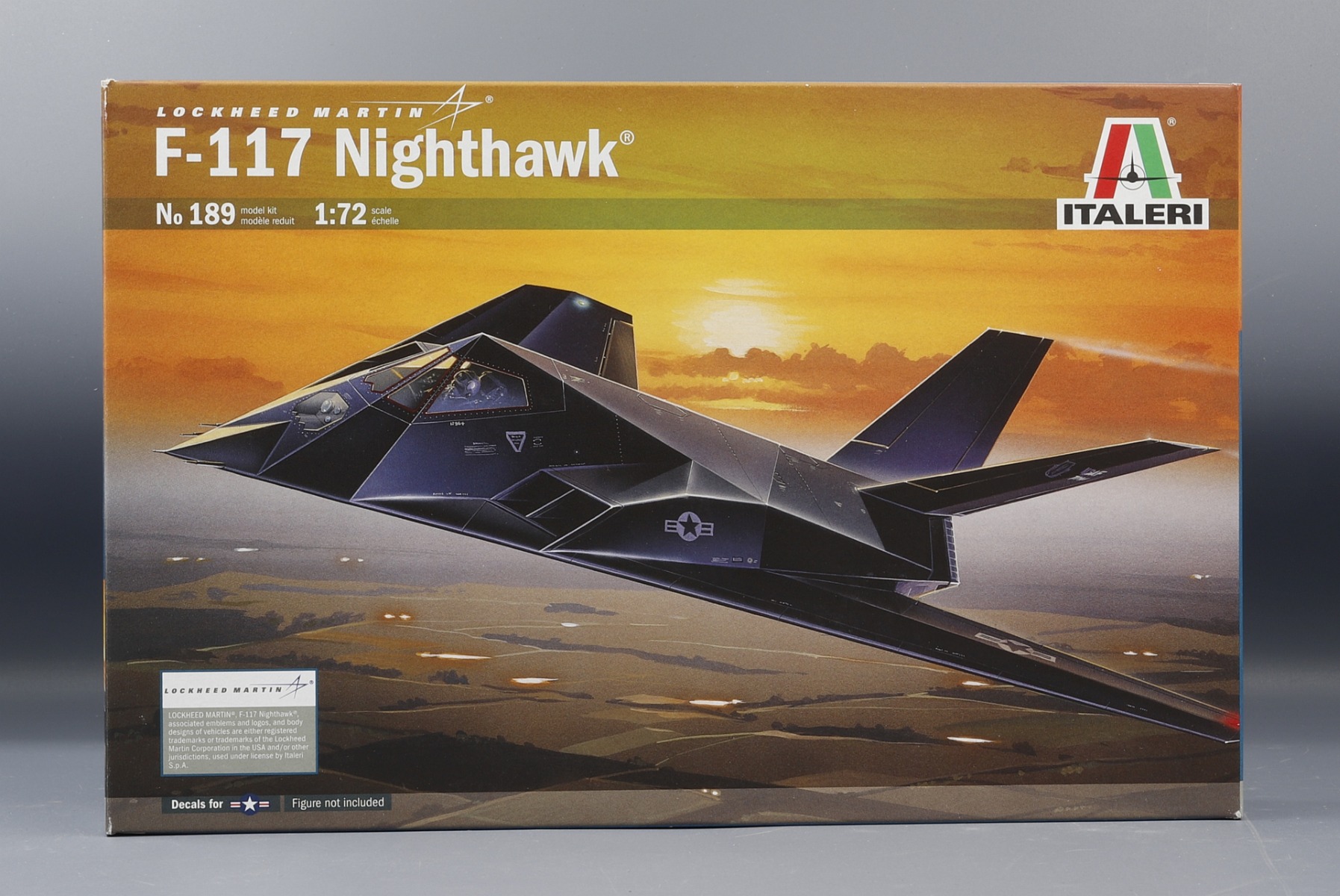 Italeri IT0189 Lockheed Martin F-117 Nighthawk, model kit
