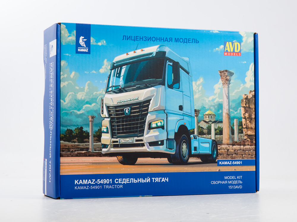 1513AVD KAMAZ-54901 truck tractor, model kit