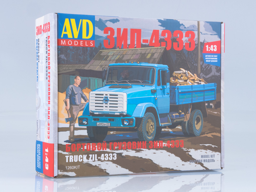 ZIL-4333 flatbed truck, model kit
