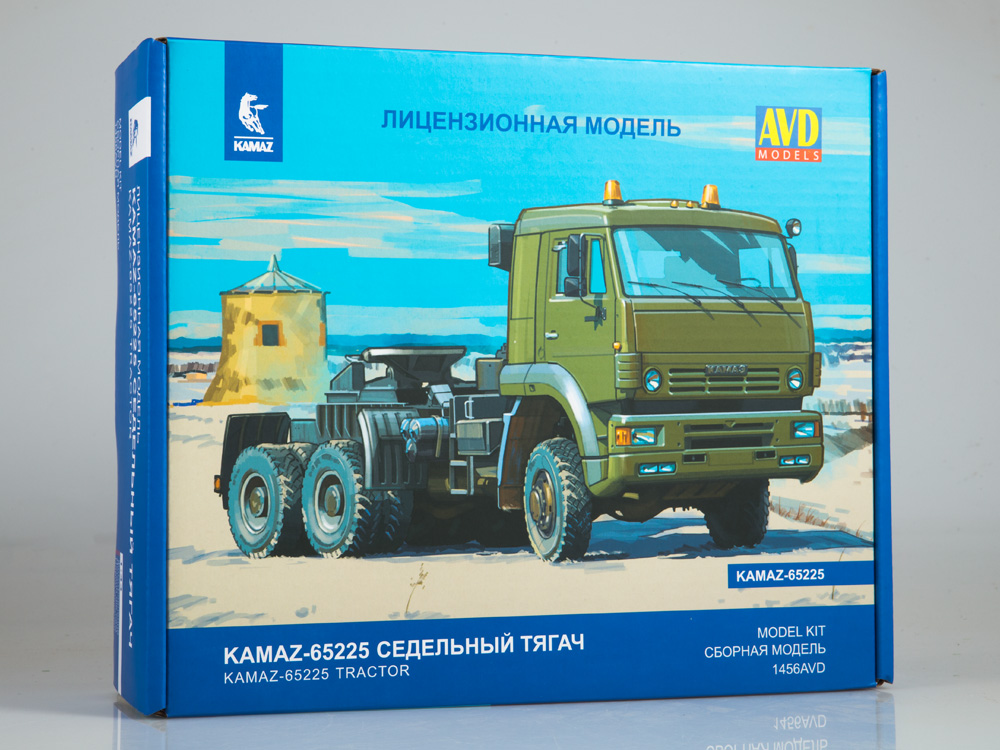 KAMAZ-65255 tractor truck, model kit