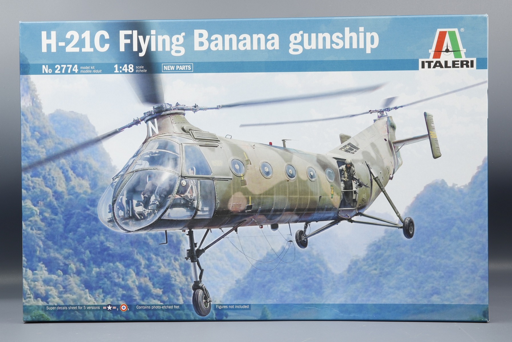 Italeri IT2774 H-21C 