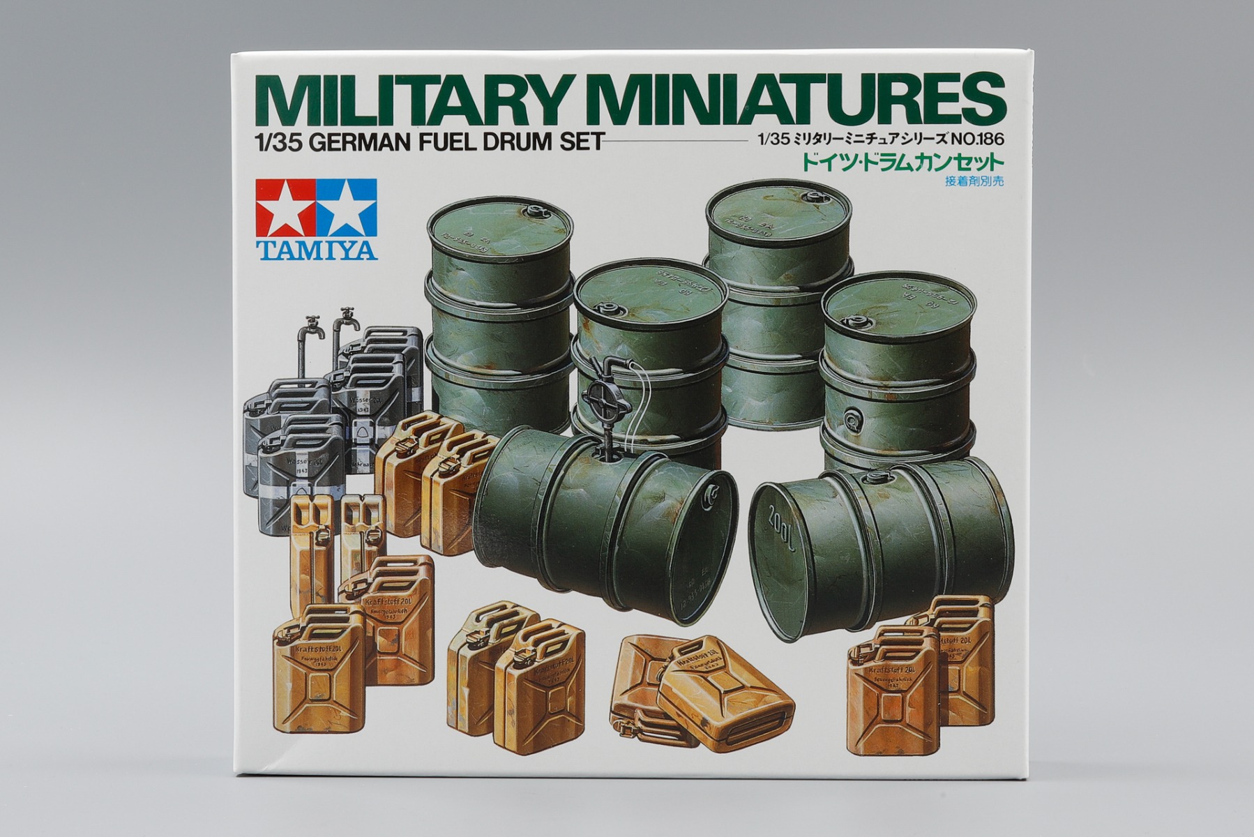 Tamiya TA35186 German Fuel Drum Set