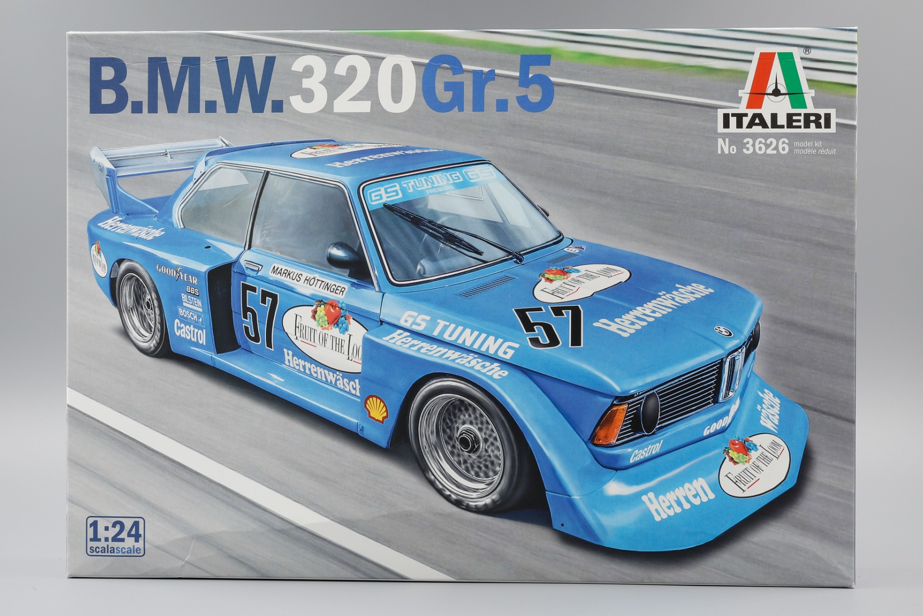 Italeri IT3626 BMW 320 Group 5, model kit