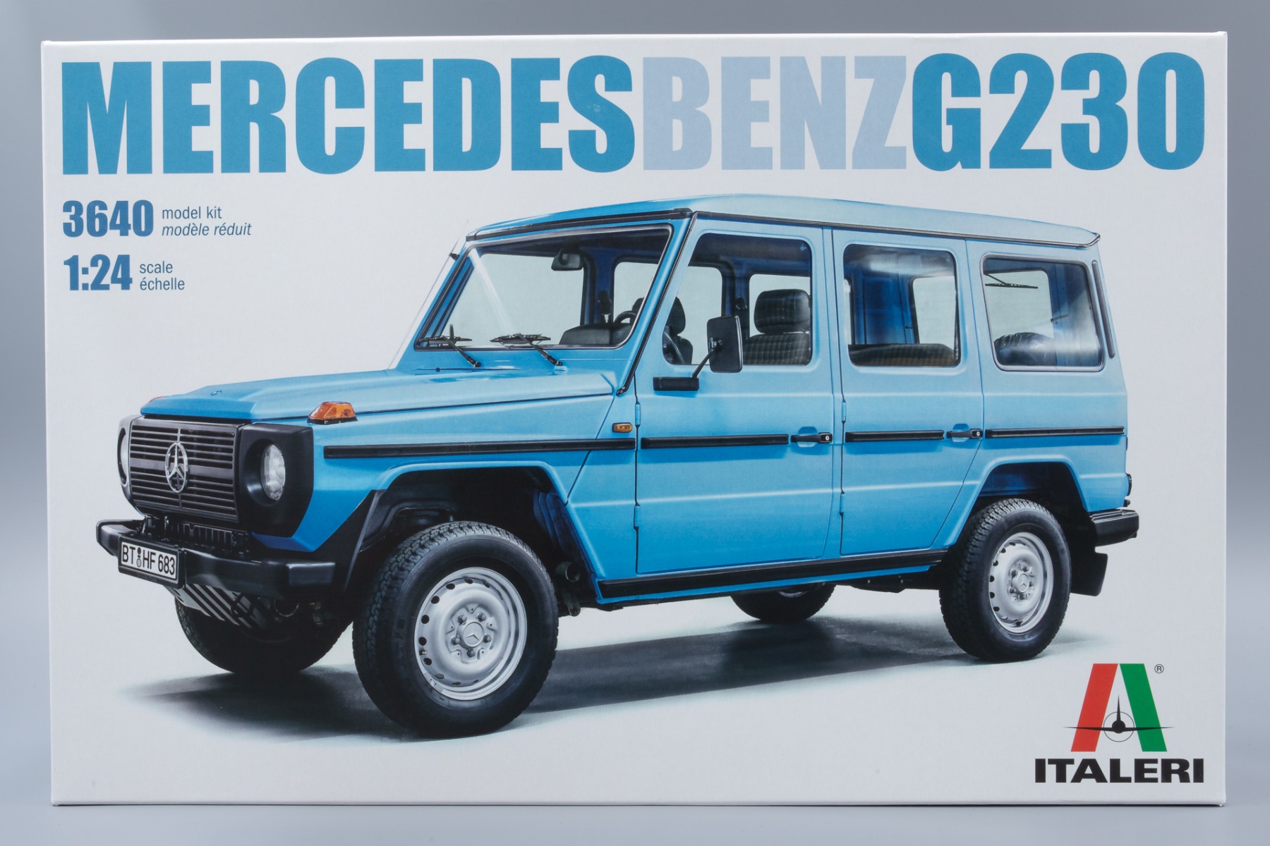 Italeri IT3640 Mercedes-Benz G230, model kit