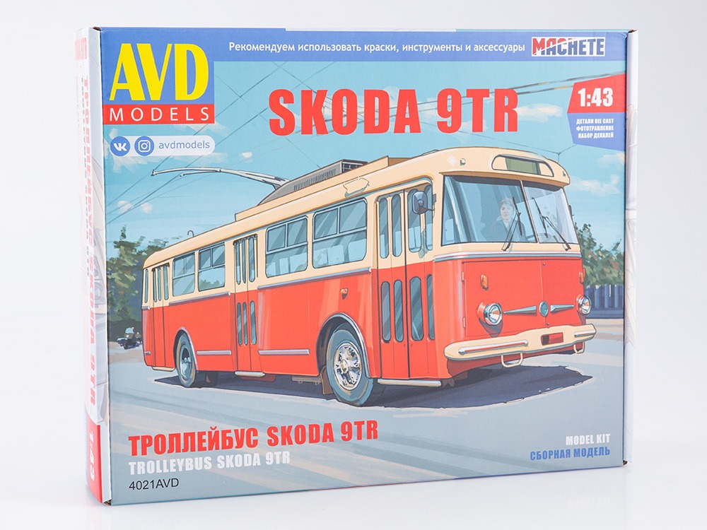 4021AVD Škoda-9TR trolleybus model kit