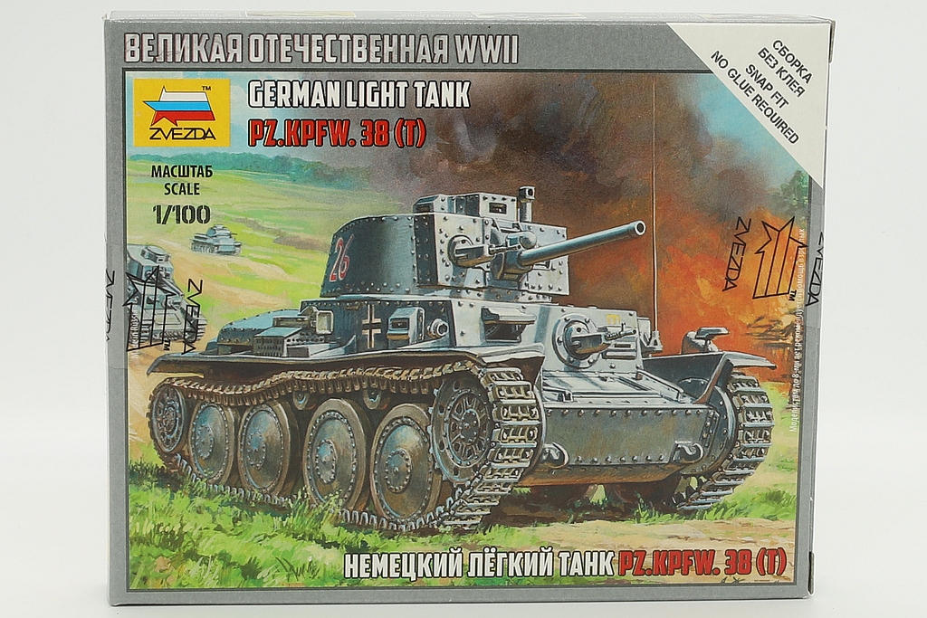 Zvezda ZV6130 German Light Tank PZ.KPFW.38 (T)