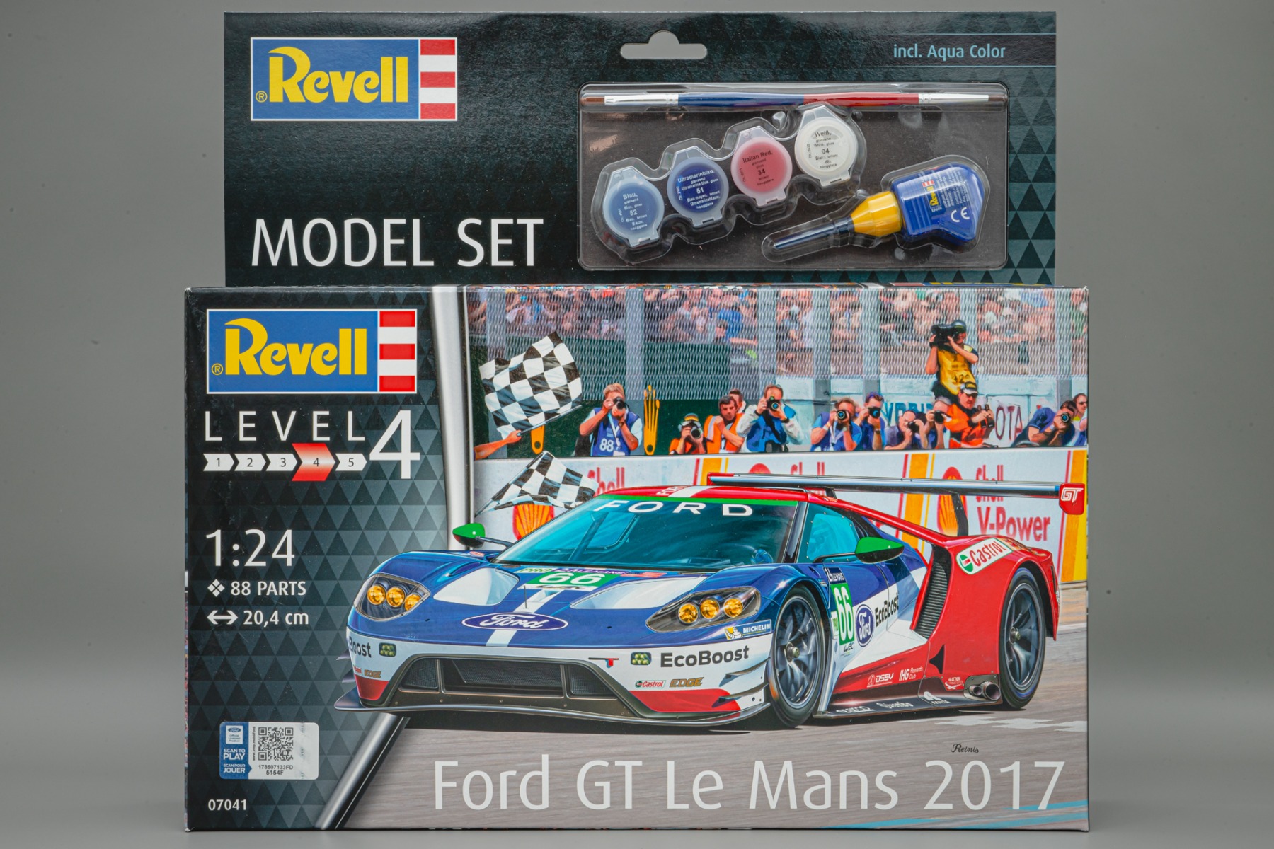 RE67041 Ford GT - Le Mans 2017, model set (incl. paints and glue)