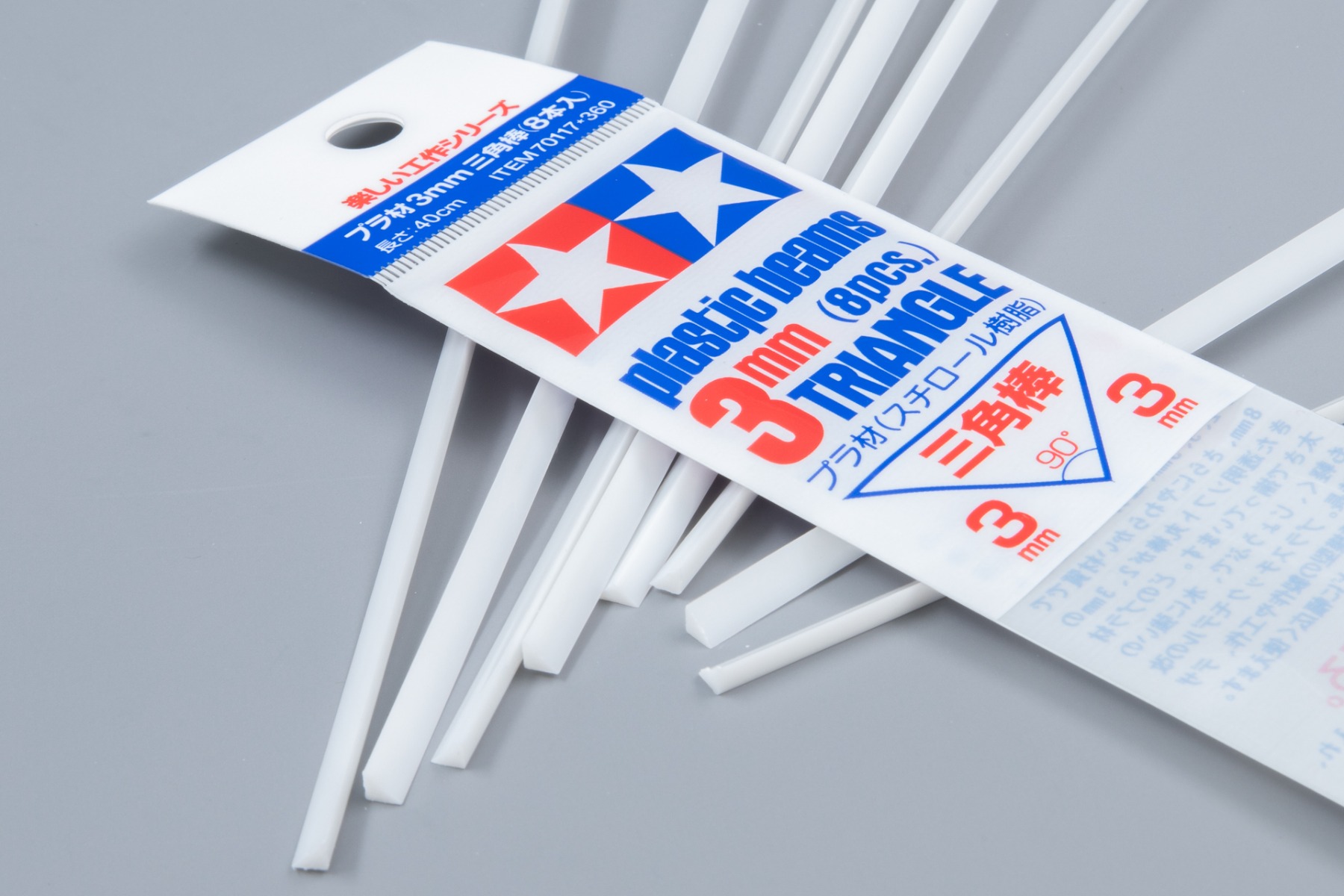 Tamiya TA70117 Construction Series Plastic Beams 3mm Triangle x 400 mm 8 Pcs