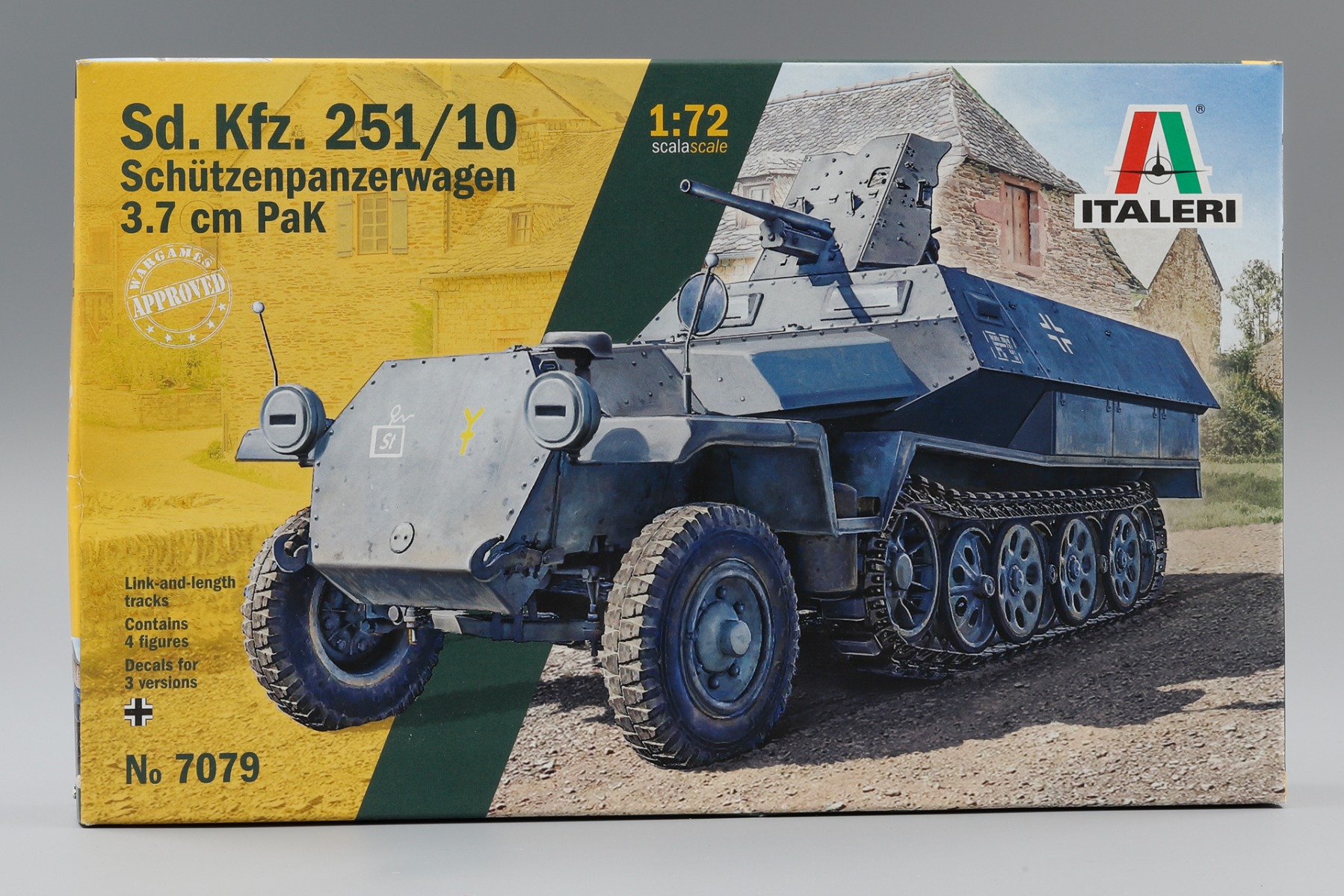 Italeri IT7079 Sd.Kfz.251/10, model kit