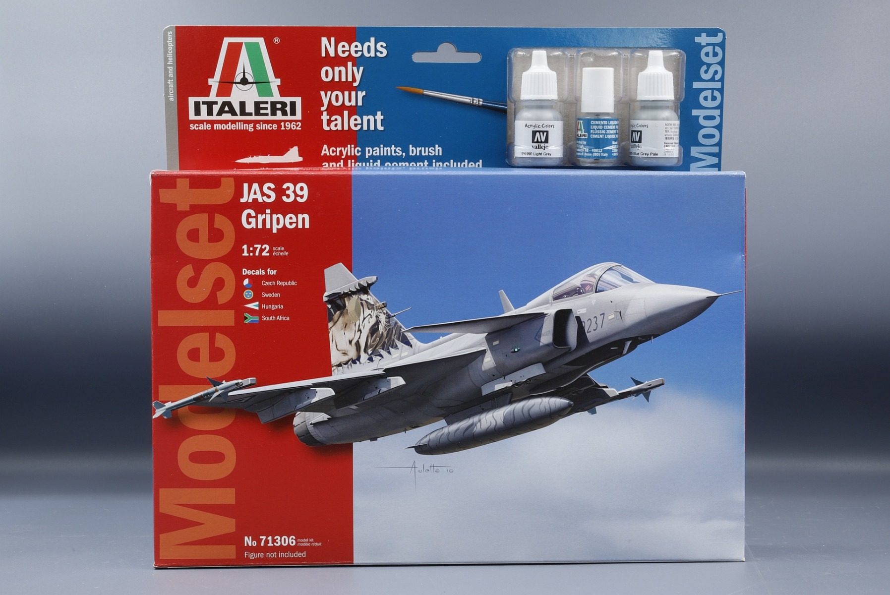 Italeri IT71306 JAS 39 GRIPEN, model kit