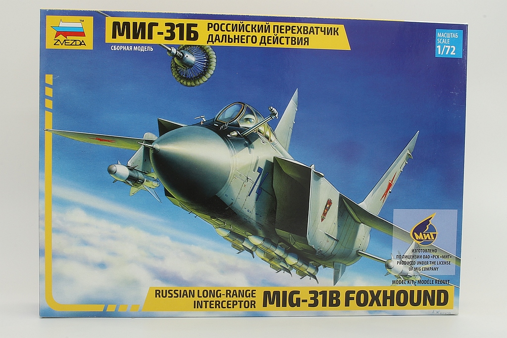 Zvezda ZV7244 Russian long-range interceptor MIG-31B Foxhound
