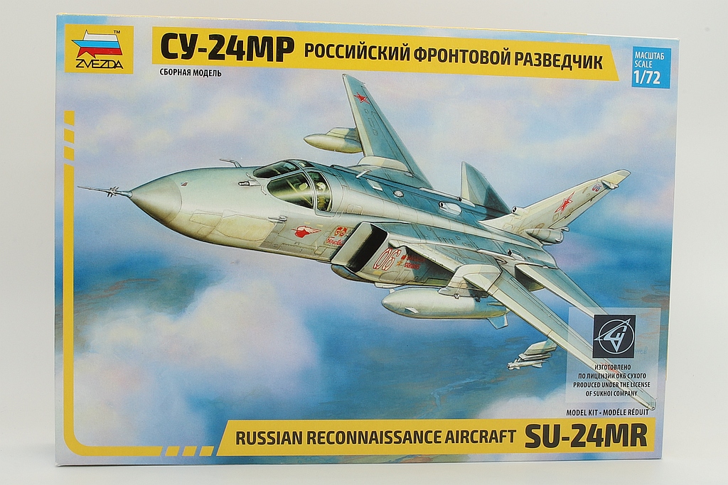 Zvezda ZV7268 Russian reconnaissance Aircraft Su-24MR 
