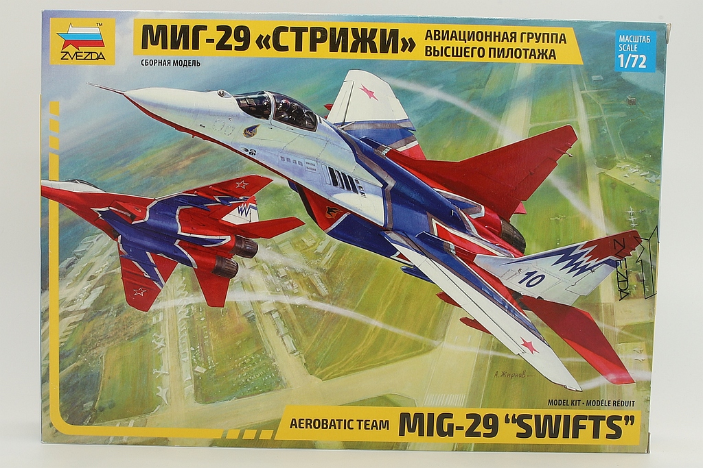 Zvezda ZV7310 Aerobatic team MiG-29 