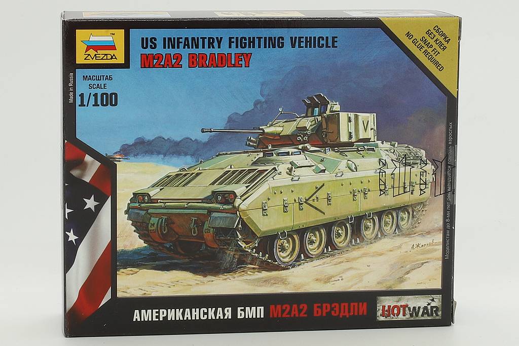 Zvezda ZV7406 M2A2 Bradley U.S. Infantry Fighting Vehicle