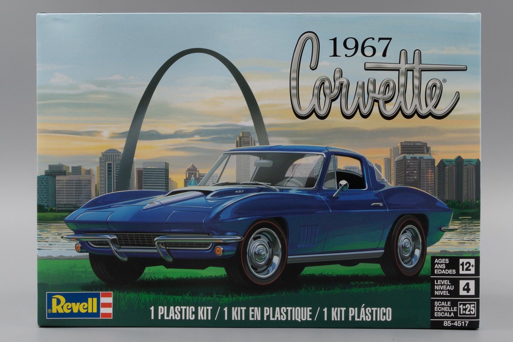 Revell RE14517 / 85-4517  Chevrolet Corvette C2 Sting Ray Sport Coupe, 1967 2in1, model kit