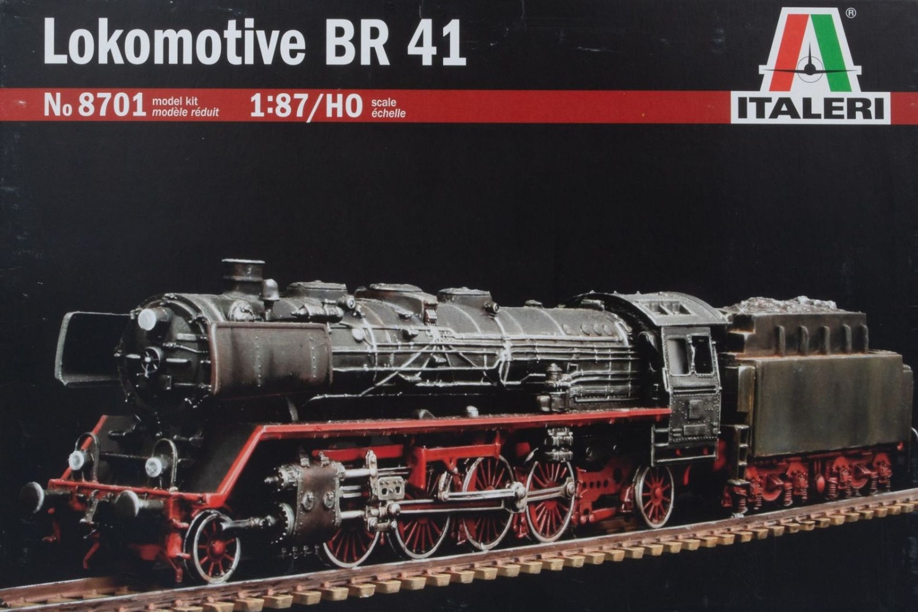 Italeri IT8701 Steam locomotive BR41 H0. epoch II, model kit