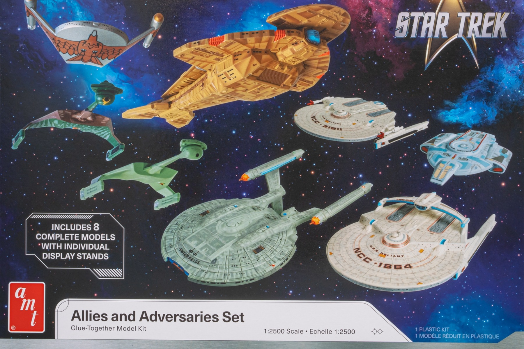 AMT1443 Star Trek Allies And Adversaries Set (Includes 8 complete models with individual display stands), model kit