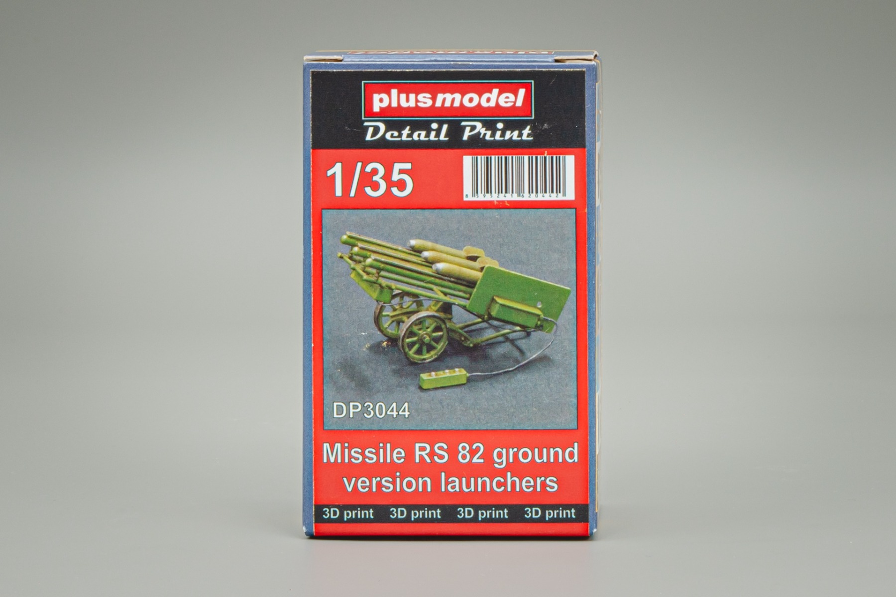 PlusModel DP3044 Missile RS 82 Ground Version with Launcher, model kit