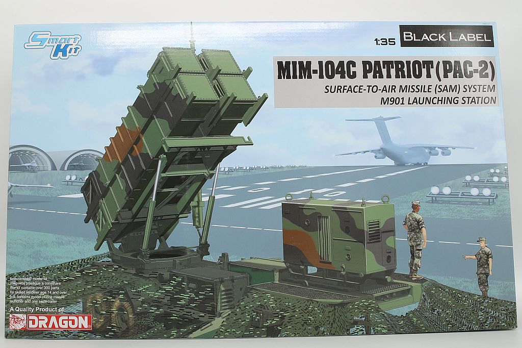 Dragon DRA03604 MIM-104C Patriot Surface-to-Air Missile (SAM) System (PAC-2)
