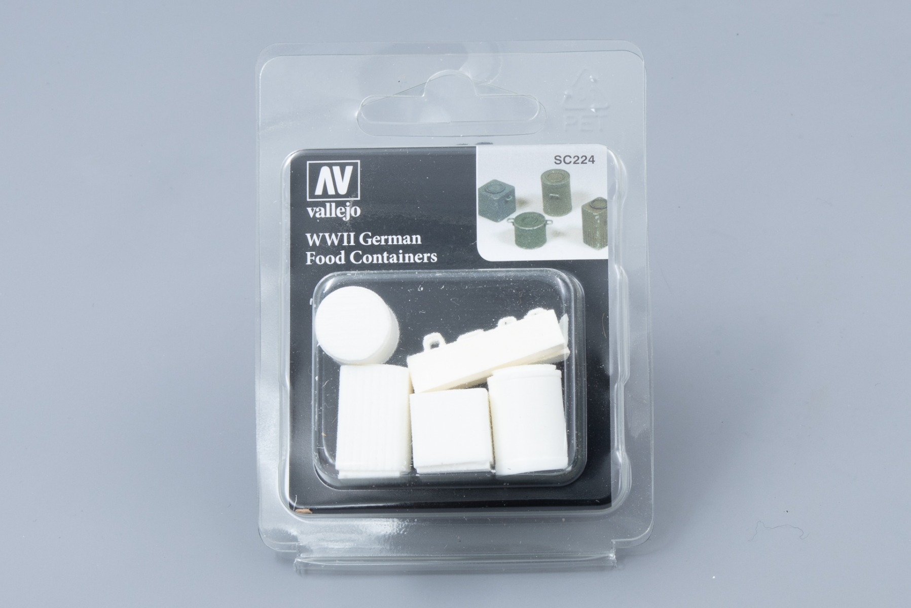 Vallejo SC224 WWII German Food Containers, model kit