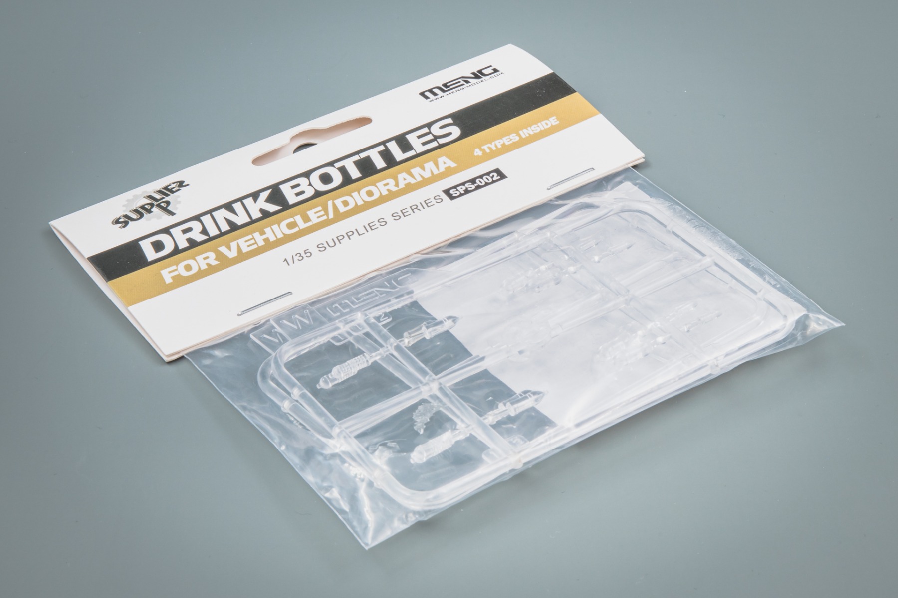 Meng SPS-002 Drink Bottles For Vehicle/Diorama; 4 Types Inside, model kit