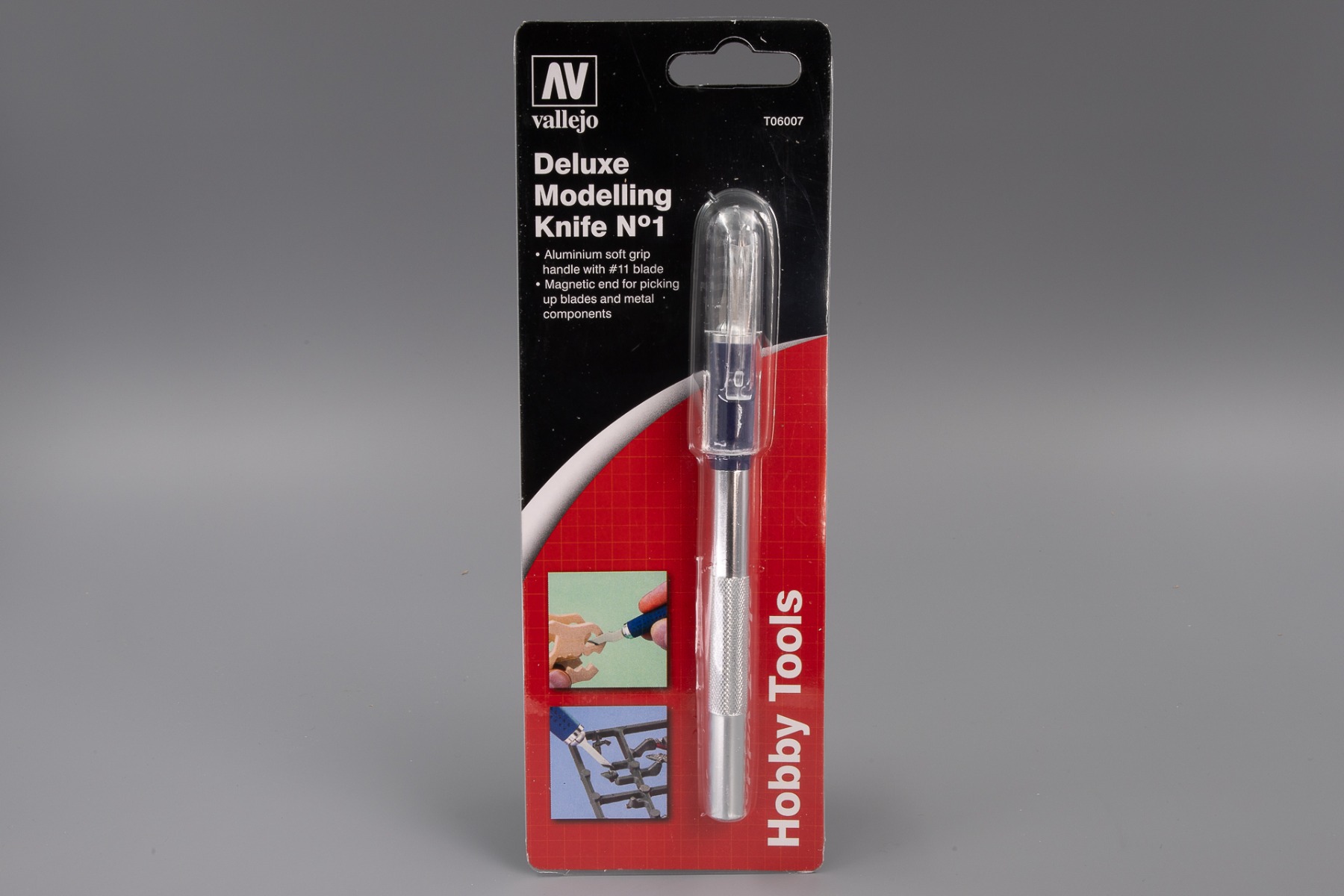 Vallejo T06007 Soft Grip modelling / craft knife No. 1 with no.11 blade