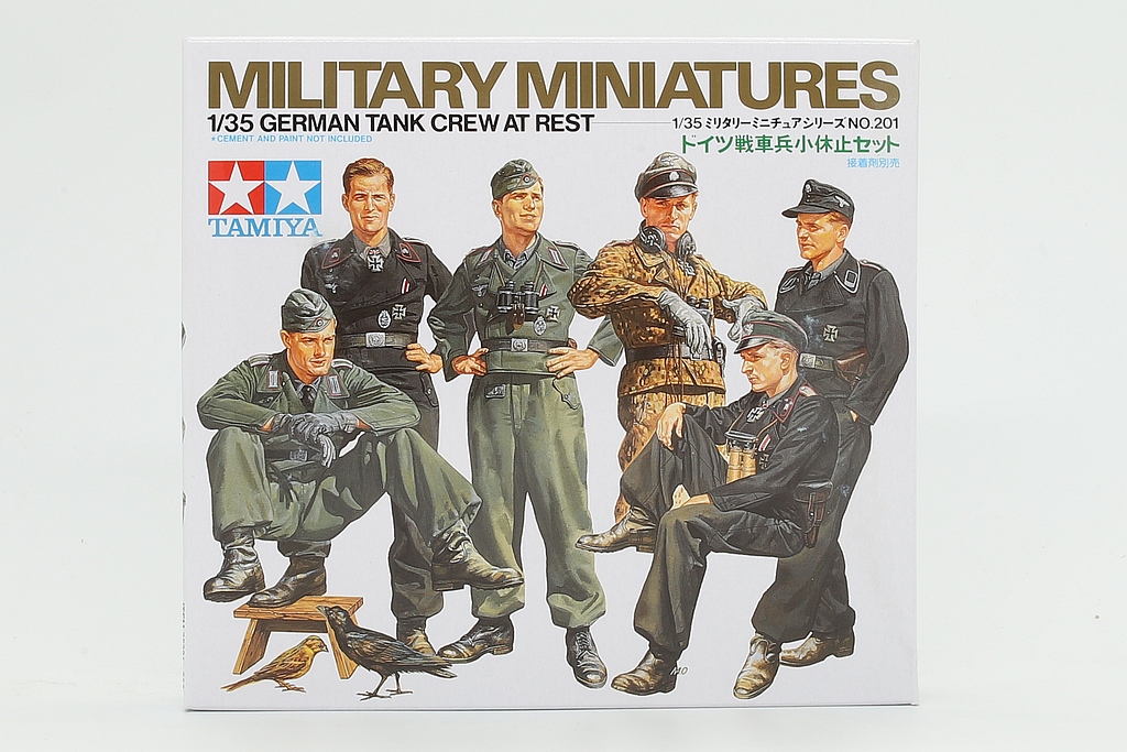 Tamiya TA35201 German Tank Crew at Rest