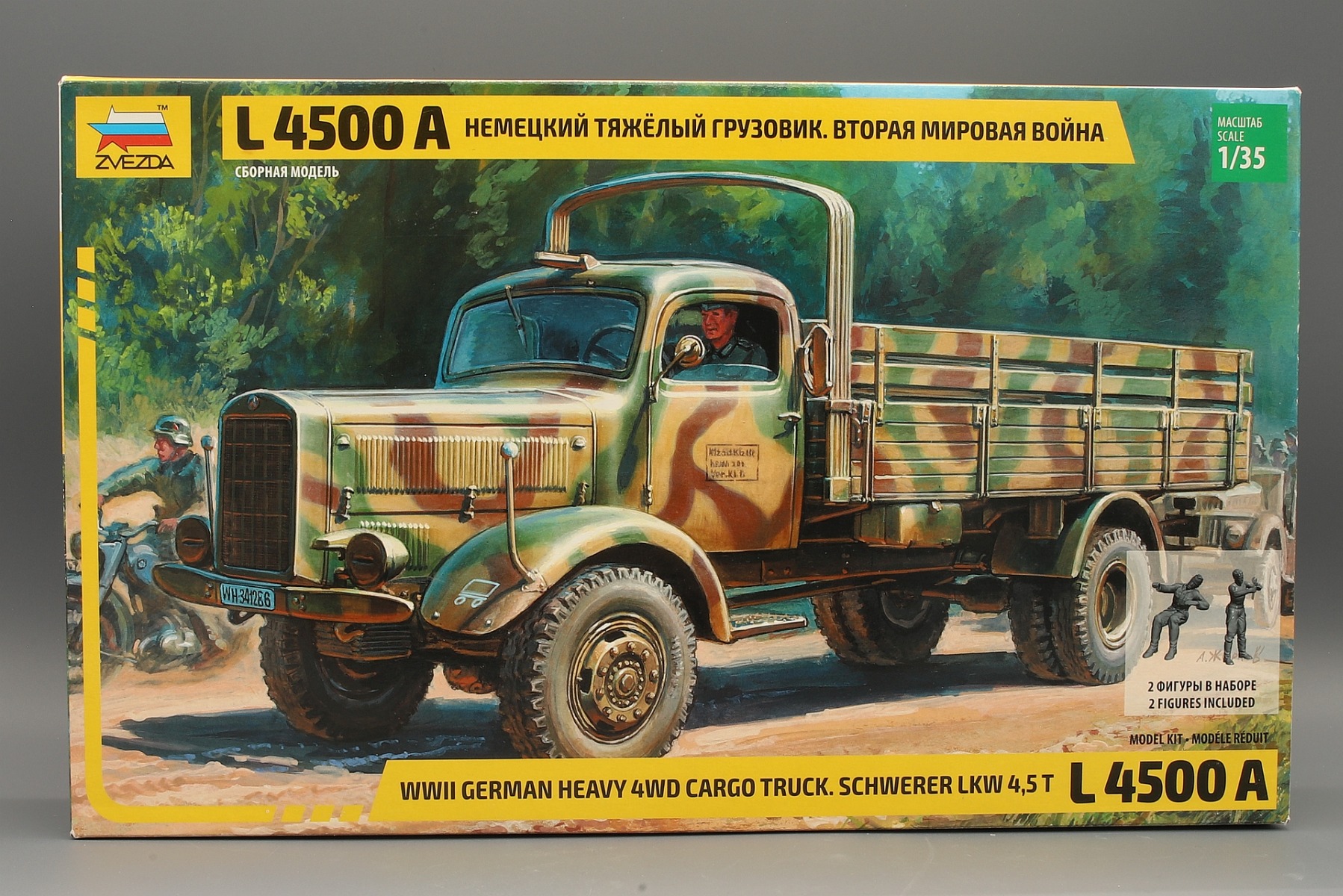 Zvezda ZV3596 WW2 German heavy 4WD cargo truck L4500A Schwerer LKW 4,5 T